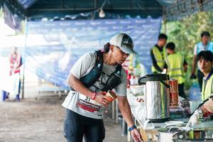 BIB: 
                            <button type="button" onclick="openModal(28155834)" class="btn btn-primary btn-sm float-right btn-popup" data-toggle="modal" data-target=".modal-high-quality">
                        <i class="fas fa-shopping-cart"></i> Add to Cart
                    </button>
                                            <button type="button" onclick="isThisMe(28155834, true)" class="btn btn-success btn-sm float-right btn-popup btn-isme hidden" data-toggle="tooltip" data-placement="bottom" title="นี่คือรูปของคุณใช่ไหม คลิกที่นี่เพื่อเอาเข้าอัลบั้ม">
                        <i class="fas fa-plus"></i> Add to album
                    </button>
                    <button type="button" onclick="isThisMe(28155834, false)" class="btn btn-warning btn-sm float-right btn-popup btn-isnotme hidden">
                        <i class="fas fa-ban"></i> Remove from album
                    </button>